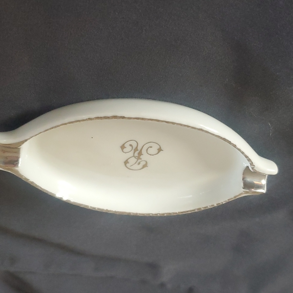 SMALL ASHTRAY LIMOGEN MONOGRAM "R"